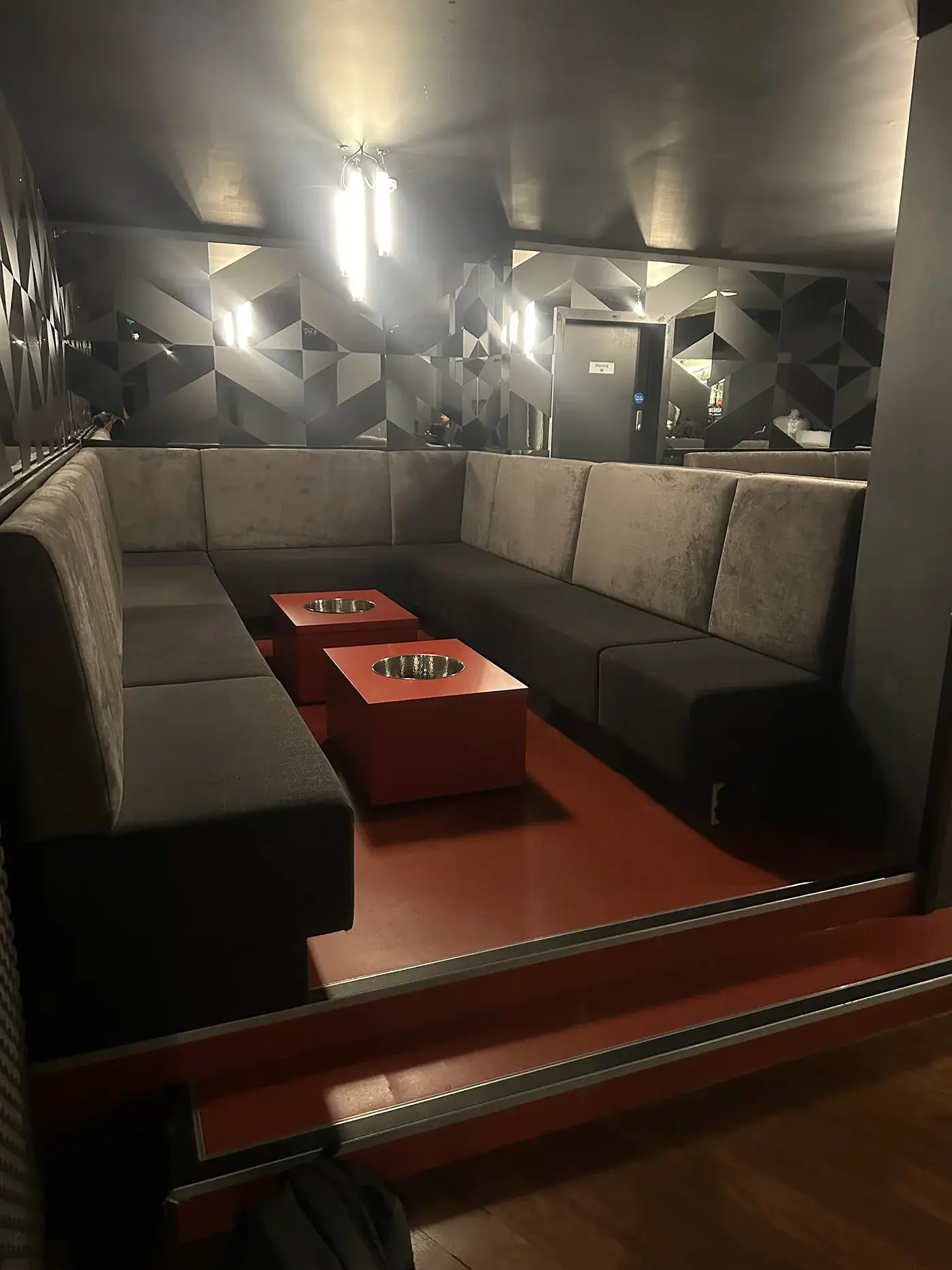 Banquette Seating Electric Bristol 7