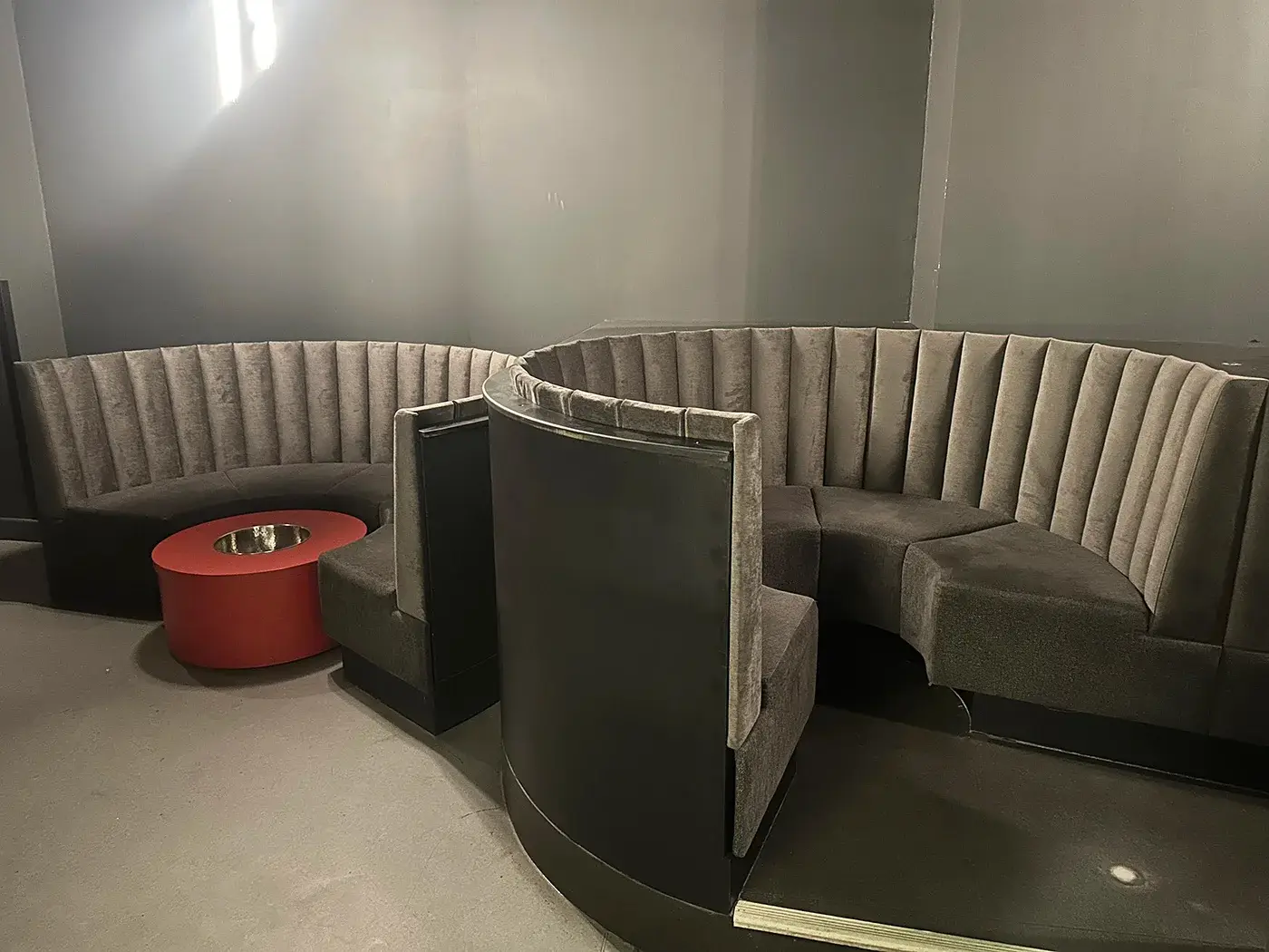 Banquette Seating Electric Bristol 8