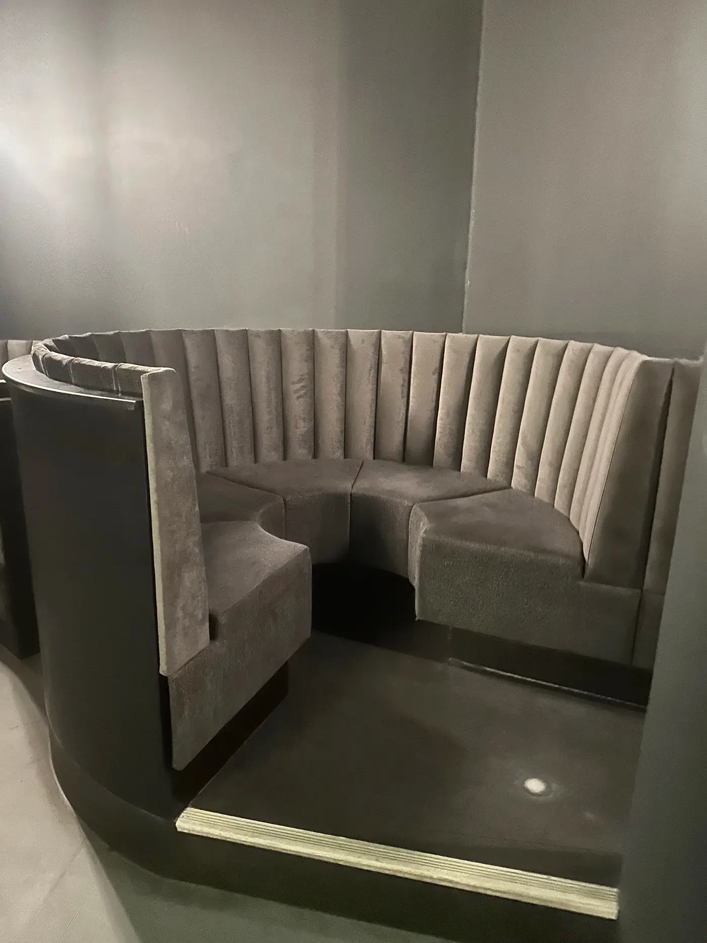Banquette Seating Electric Bristol 9