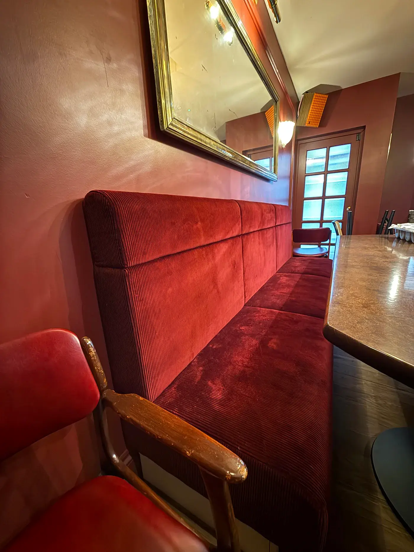 Salusbury Pub Banquette Seating 15