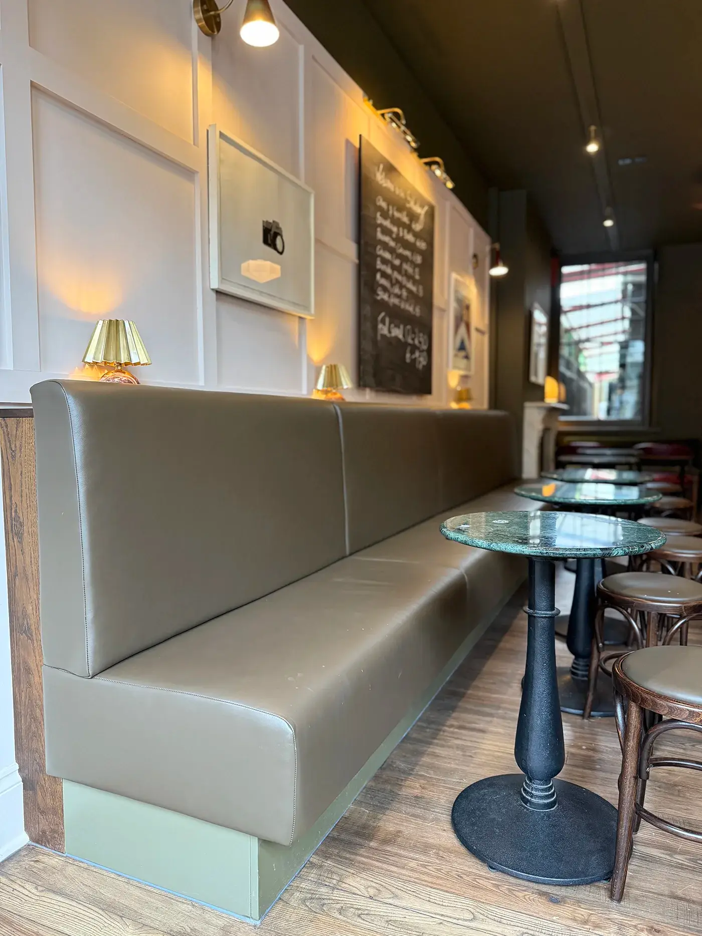 Salusbury Pub Banquette Seating 21