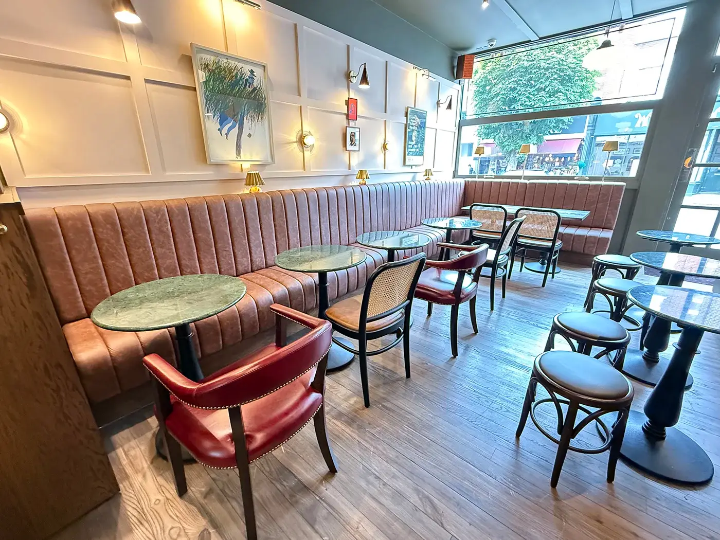 Salusbury Pub Banquette Seating 24