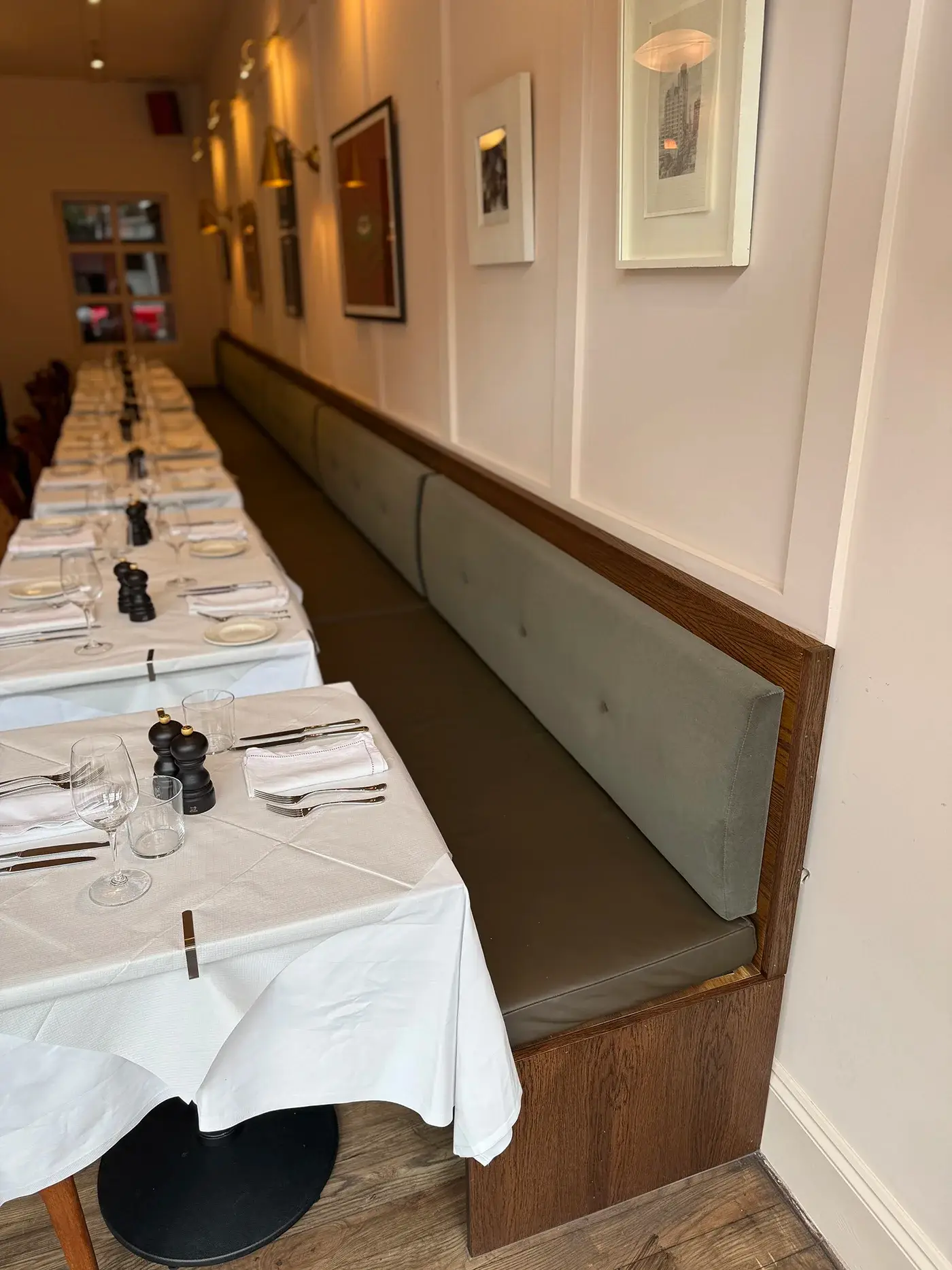Salusbury Pub Banquette Seating 7