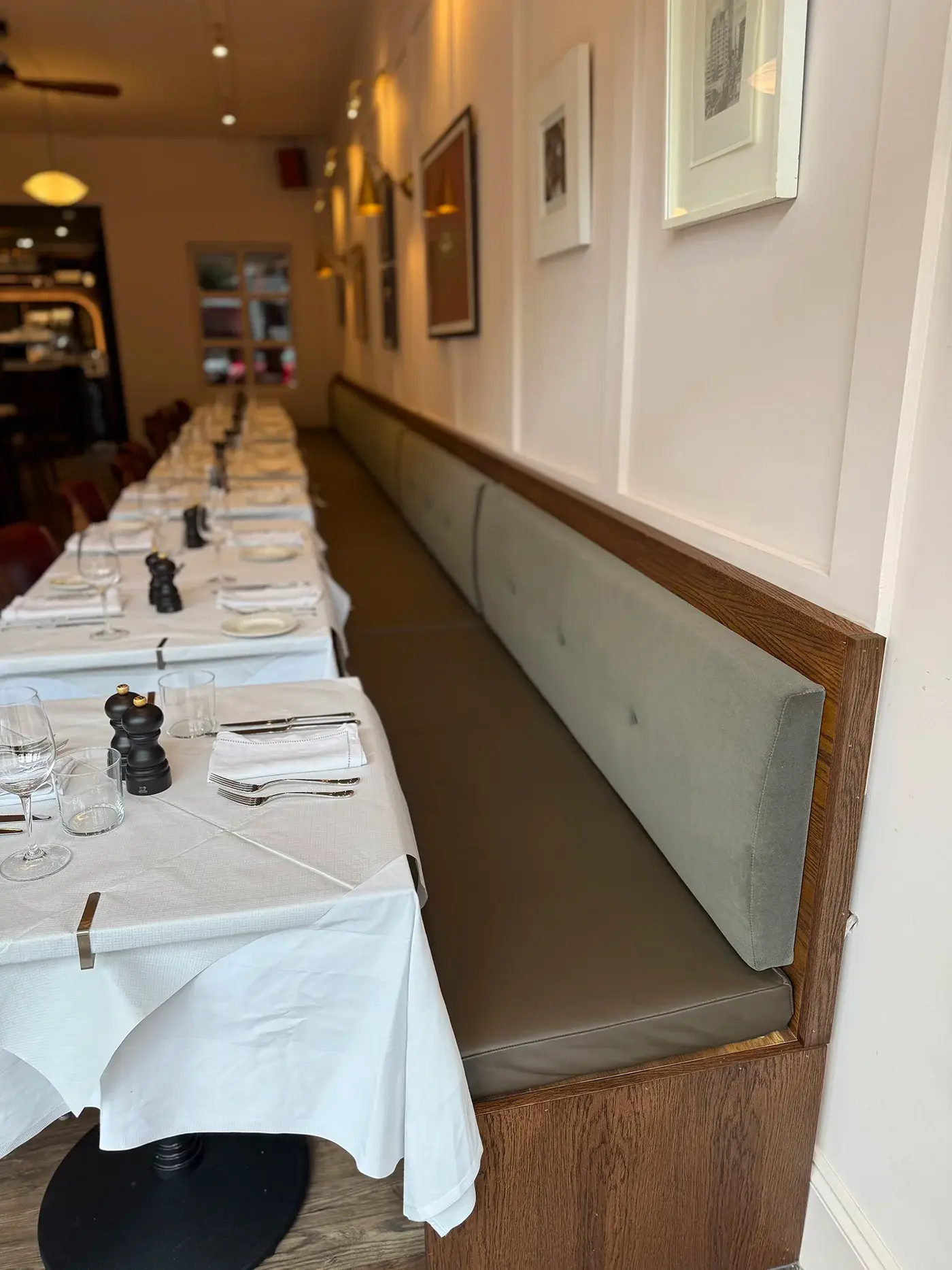Salusbury Pub Banquette Seating 8
